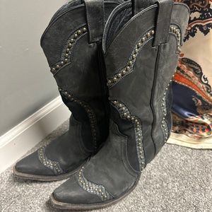 Idyllwind black boots